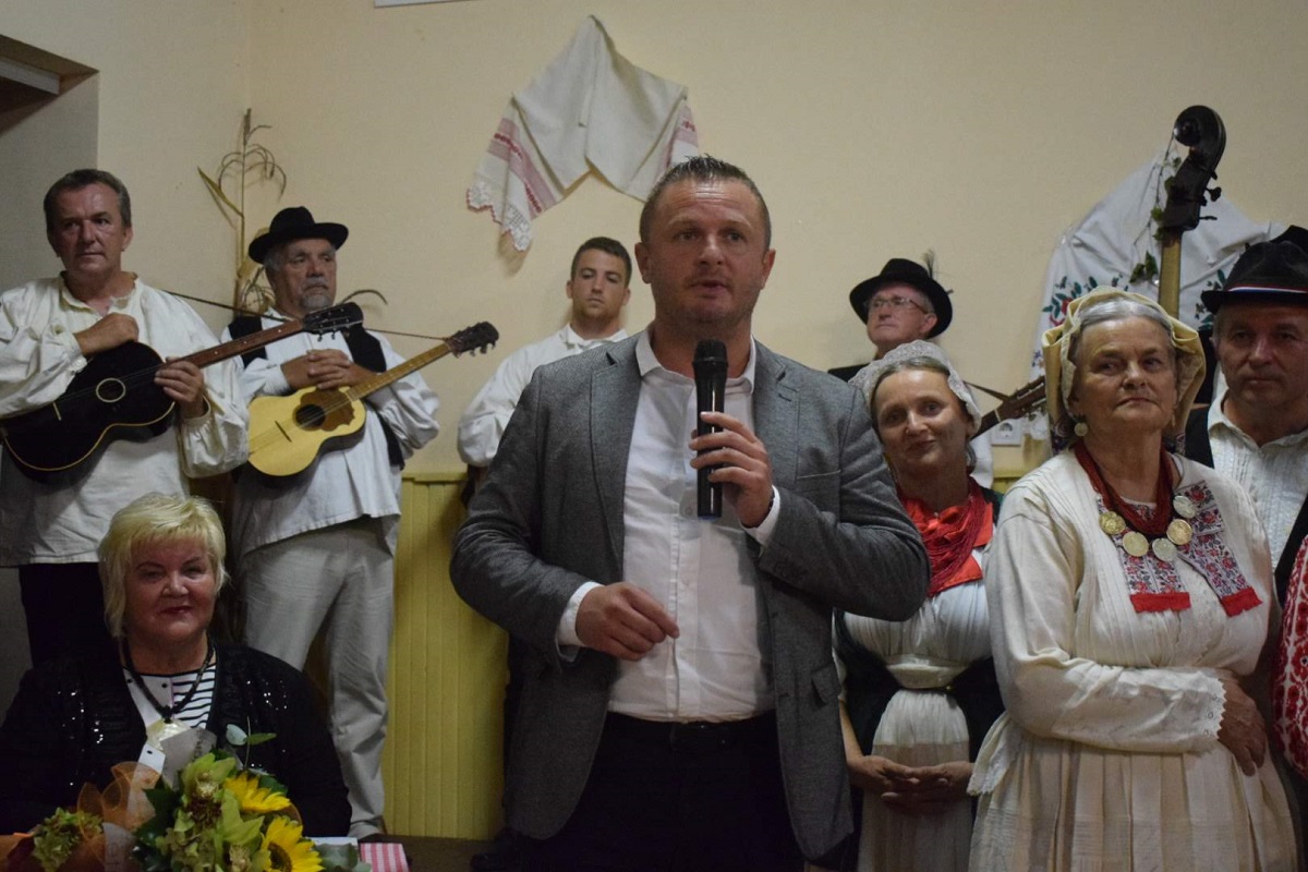 Ovo su slike s proslave koja je žarište. Župan: HDZ-ov šef stožera se držao mjera