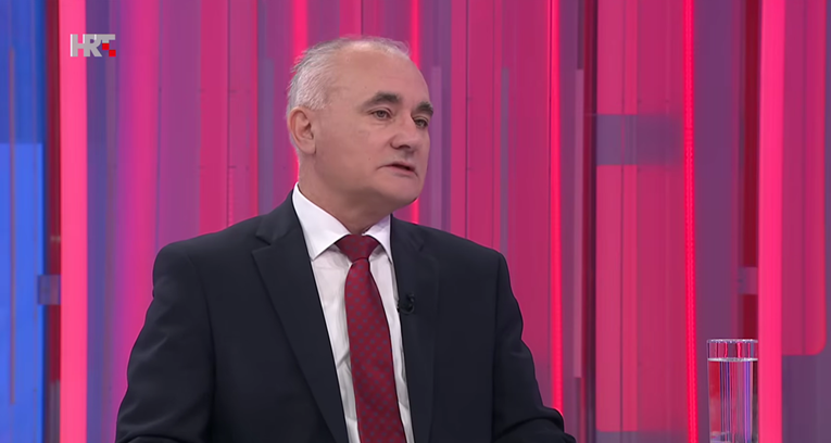 Rektor Lakušić: Na večernje druženje sam pozvao 28 dekana. Šest nisam