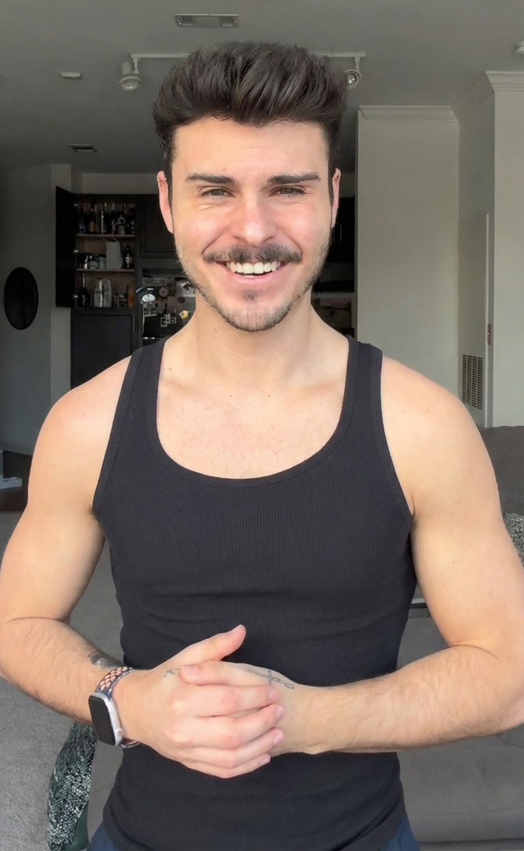 Slučajno ostavio mobitel kod prijatelja pa otkrio što misle o njemu: "Lik je propao"