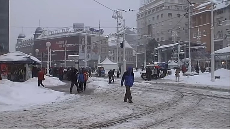 Prije sedam godina Zagreb je zatrpao ogroman snijeg. Pogledajte snimke