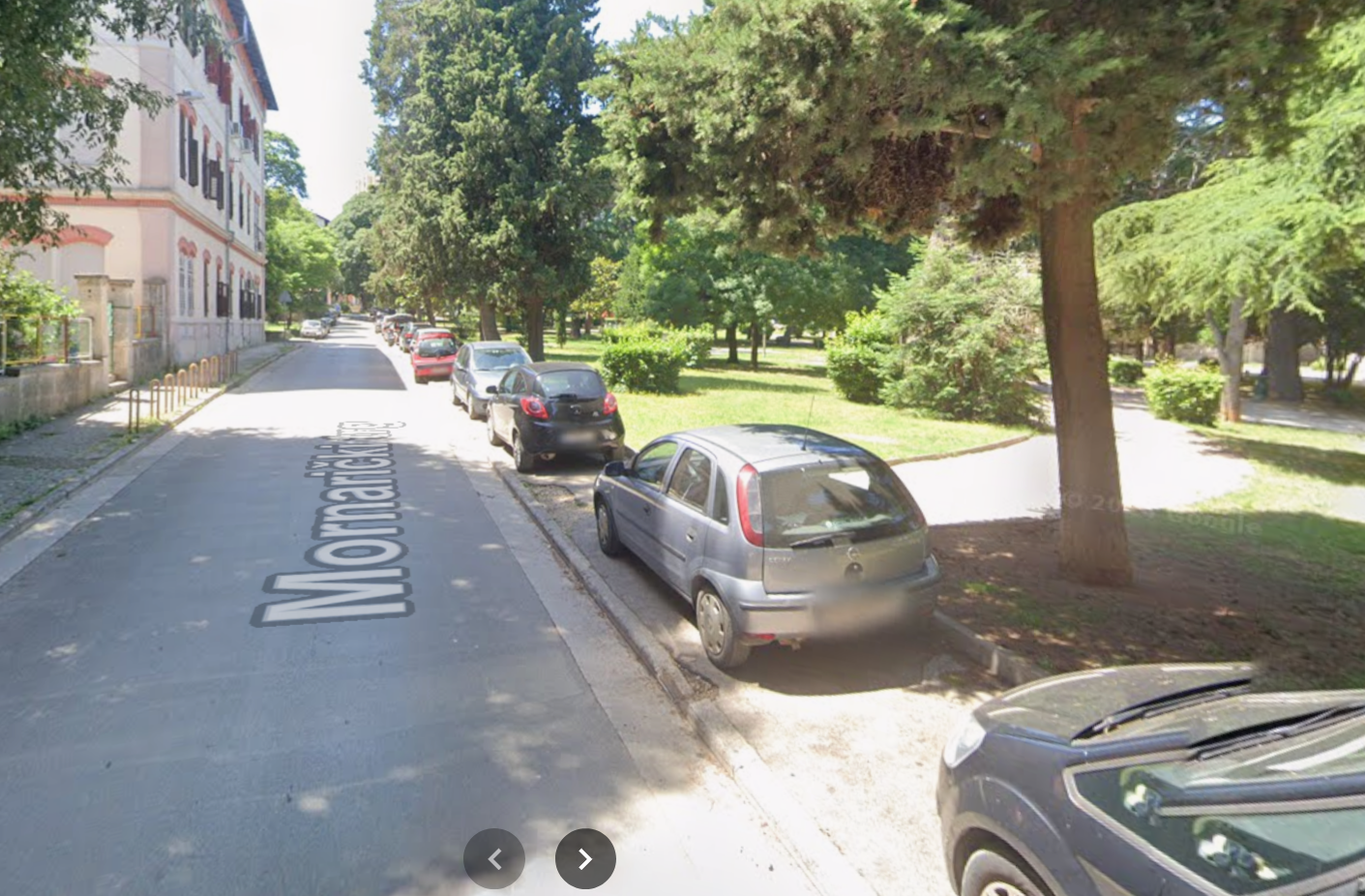 Vandalizam u Puli: Crvenom bojom išarane fasade i javne površine