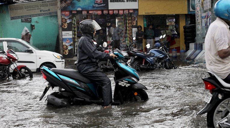 Počele monsunske kiše u Indiji