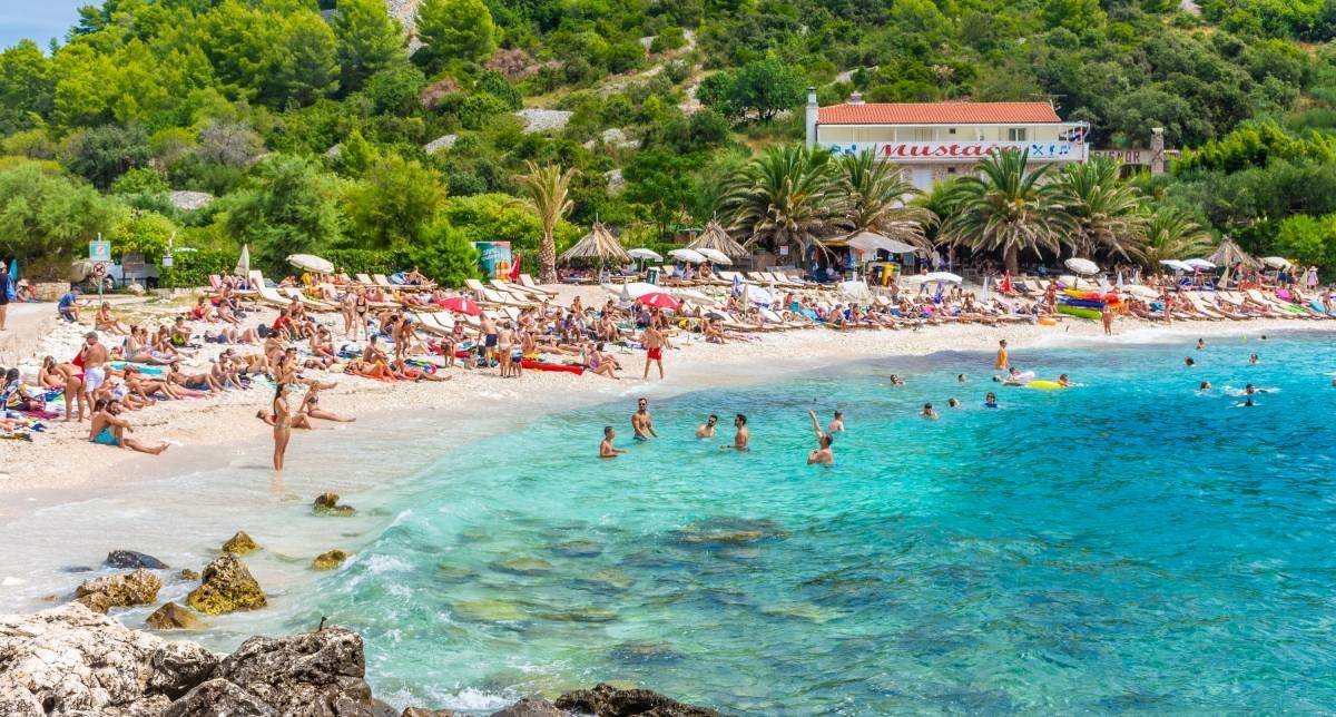 Istraživanje: Većina Hrvata planira ljetovati na Jadranu. Evo koliko misle potrošiti