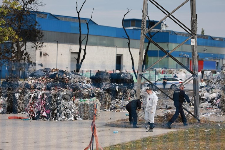 VIDEO Traje očevid nakon požara u Dravi International