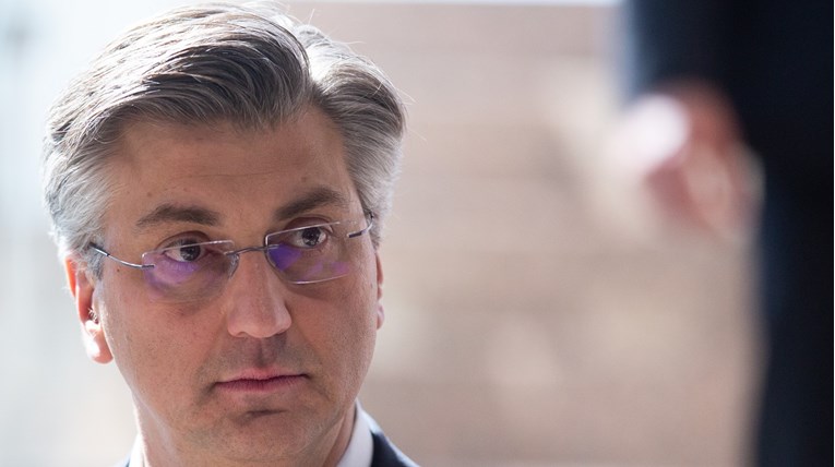 Plenković govorio o daljnjem popuštanju mjera