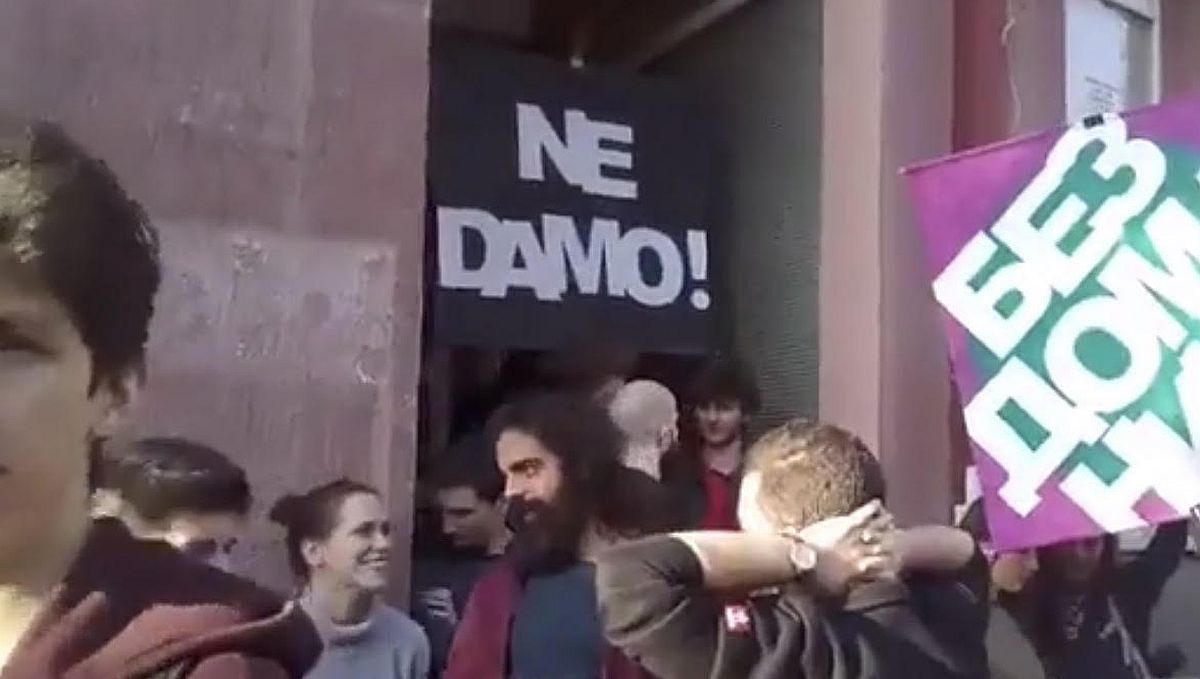 I Srbija dobiva svoj Živi zid, aktivisti Krova nad glavom ulaze u politiku