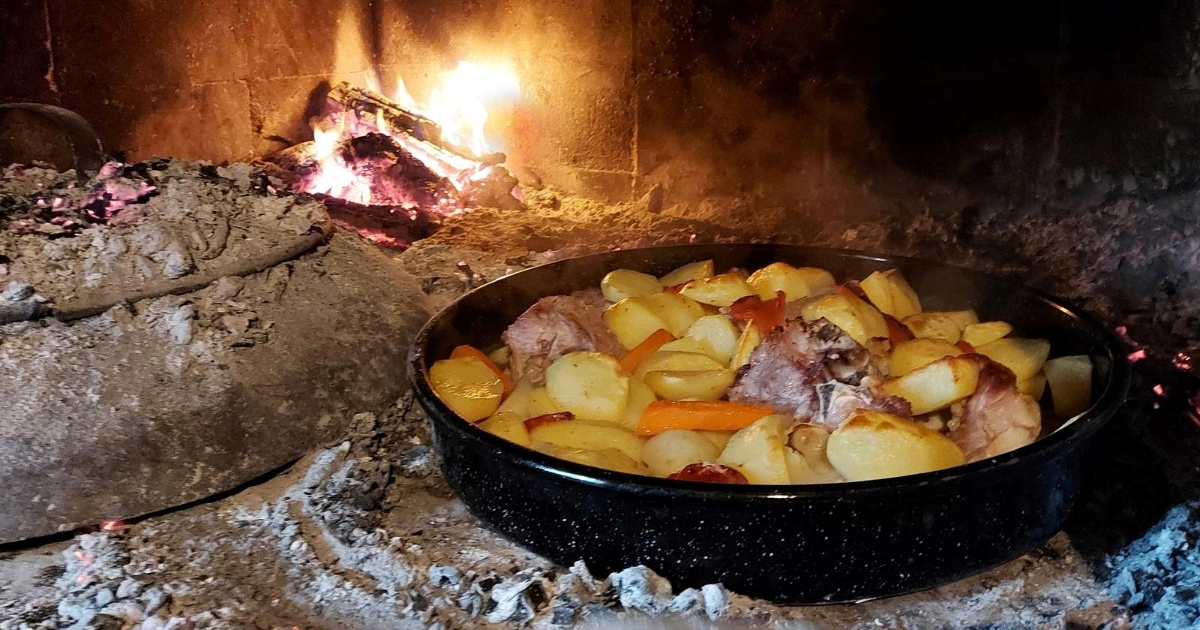 Turistkinja pitala gdje u Hrvatskoj pojesti dobru peku, odgovor jednog Hrvata je hit