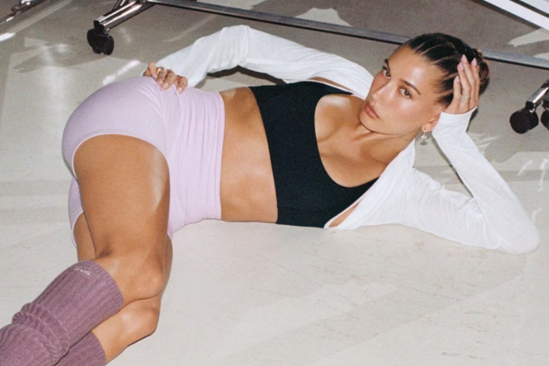 Hailey Bieber ima novu modnu kolekciju. Inspirirana je njezinom velikom ljubavi