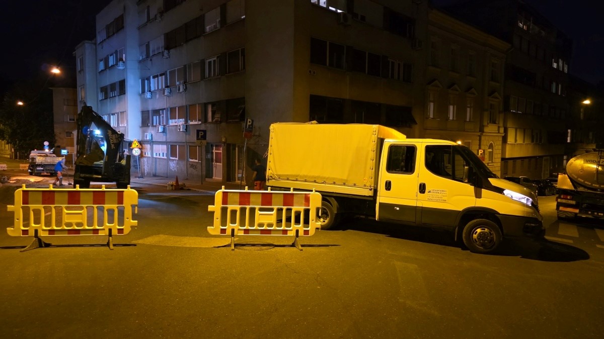 Pukla cijev u centru Zagreba. Čitatelj: Treći put u godinu dana