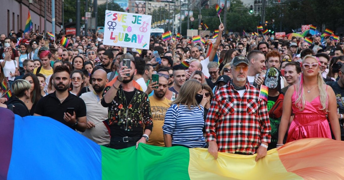 U Beogradu počeo Europride, Pravoslavna crkva i desničari traže zabranu povorke
