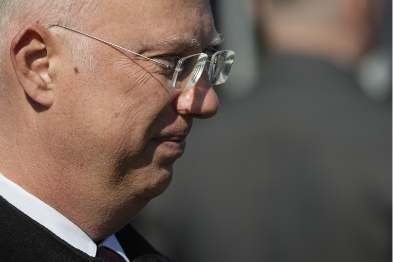 Putinov bankar viđen u Parizu