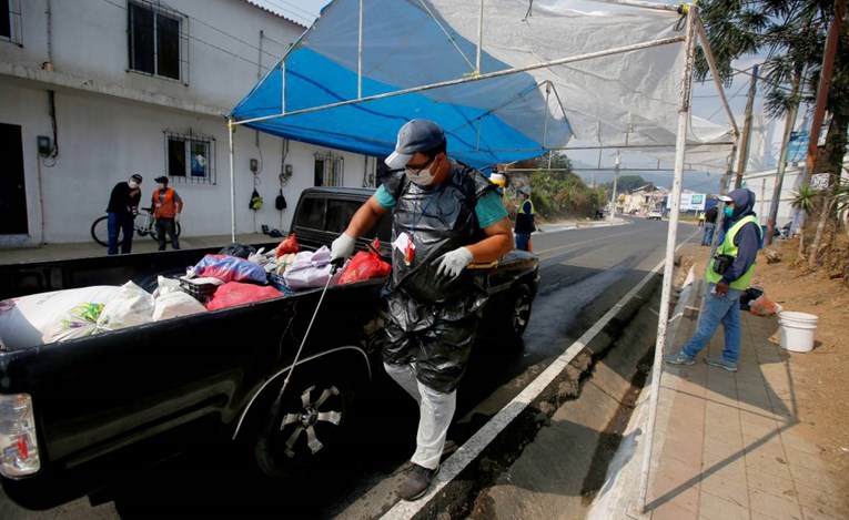 Većina migranata vraćenih iz SAD-a u Gvatemalu zaražena koronavirusom