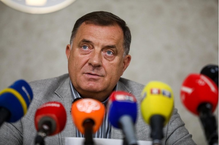 Dodik potvrdio dogovor o uspostavi nove vlasti u BiH pa zaprijetio