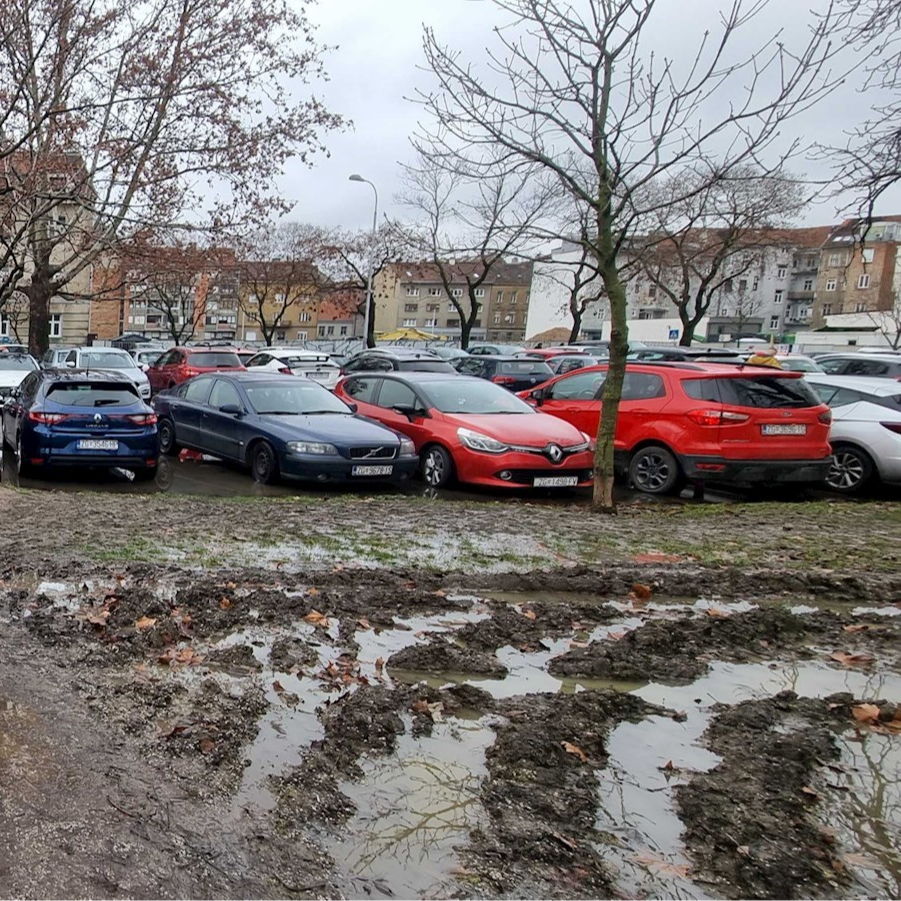 FOTO Ovako izgleda Trg Franje Tuđmana u Zagrebu nakon demontaže zabavnog parka