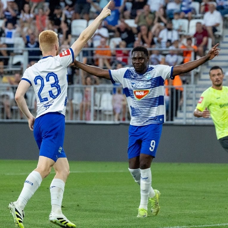 Osijek deklasirao Slaven Belupo s 4:0 u generalki za novu sezonu