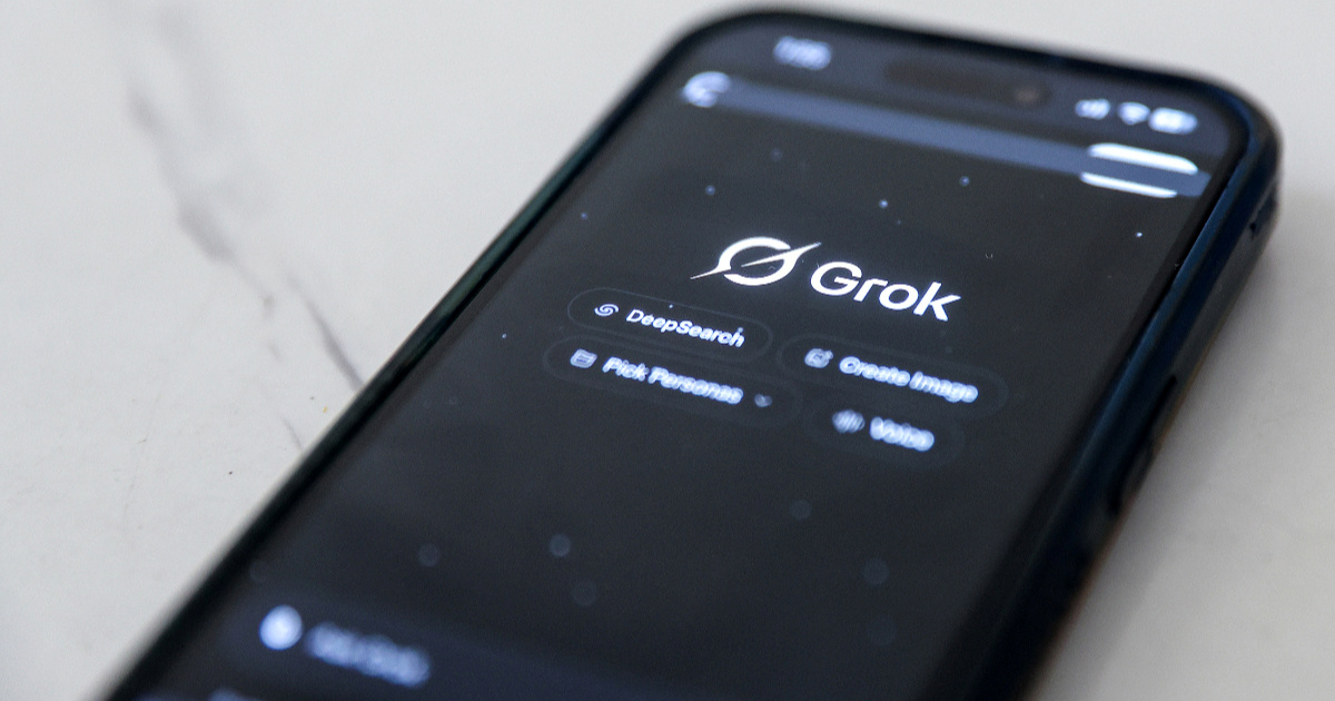 Velika Britanija uvodi nova stroga pravila za AI chatbotove