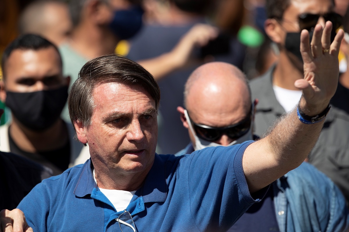Brazilski sudac Bolsonaru naredio da mora nositi masku u javnosti