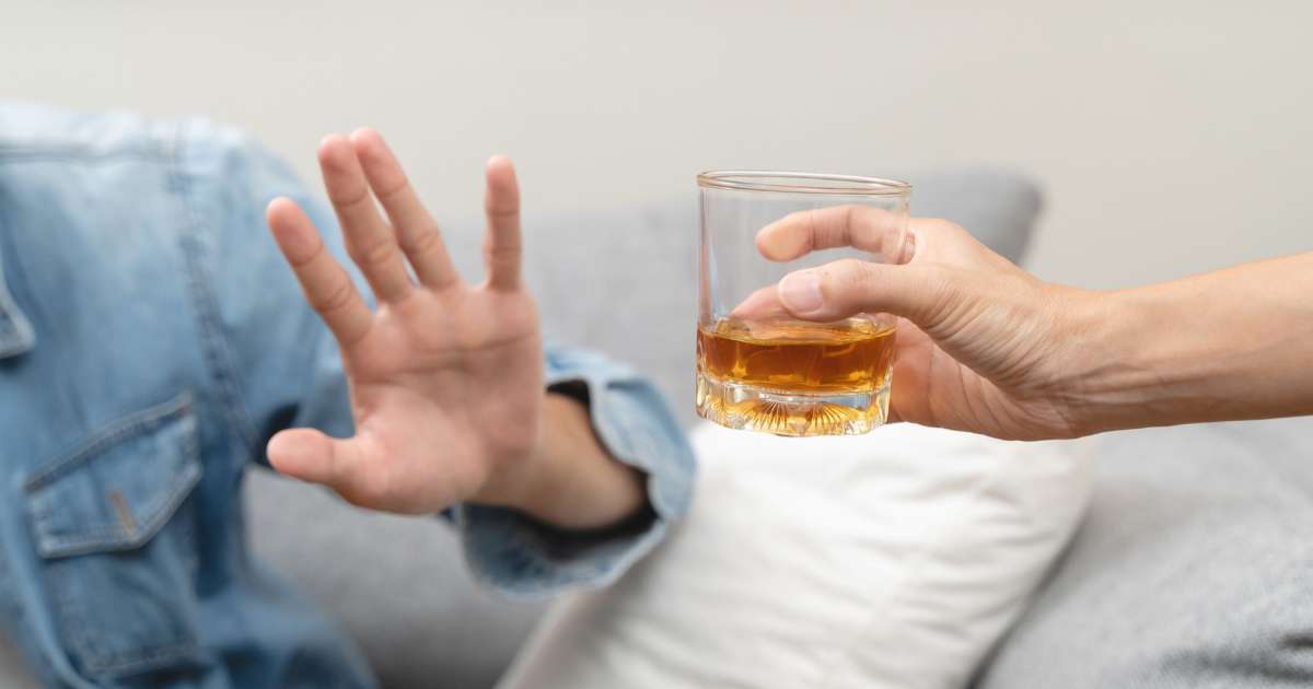 Kako prestanak konzumacije alkohola utječe na kožu?