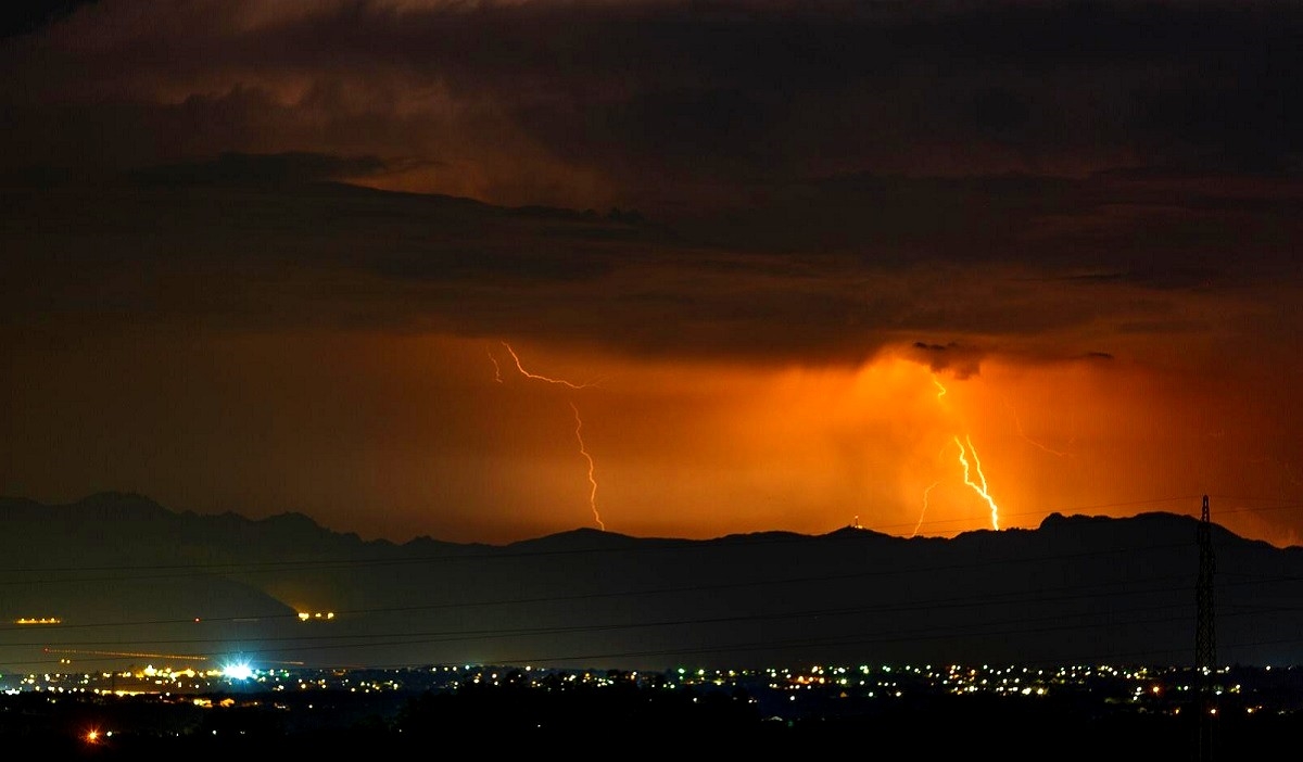 Gotov je toplinski val. Danas promjena, moguća jaka nevremena, izdana upozorenja