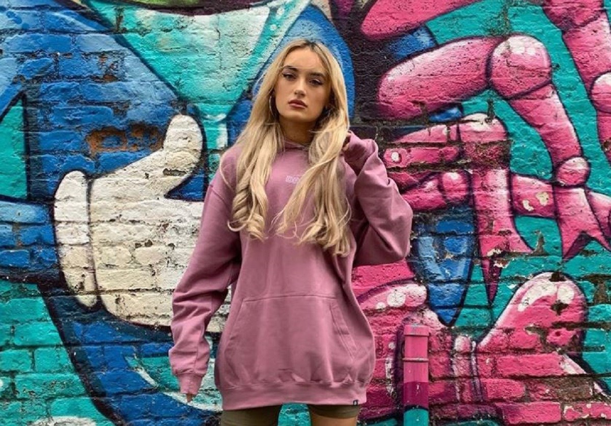 Cura koja je izgubila nogu zbog raka postala zaštitno lice velike modne kampanje