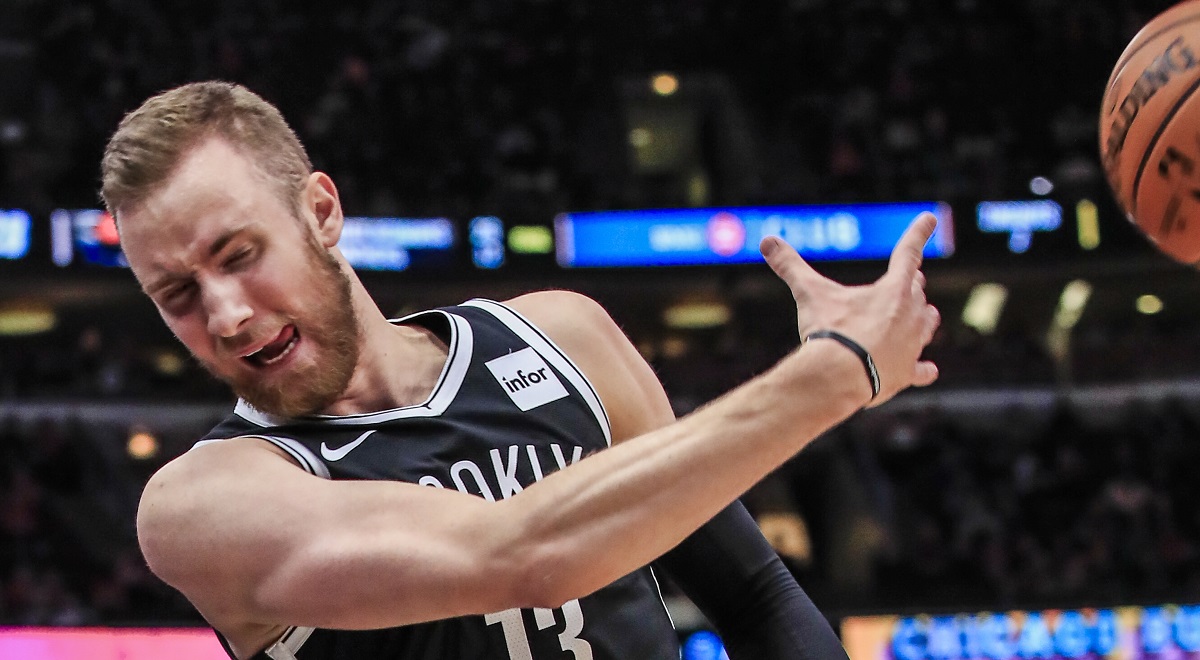 Bosanska NBA zvijezda kupuje opremu za bolnicu u Bihaću