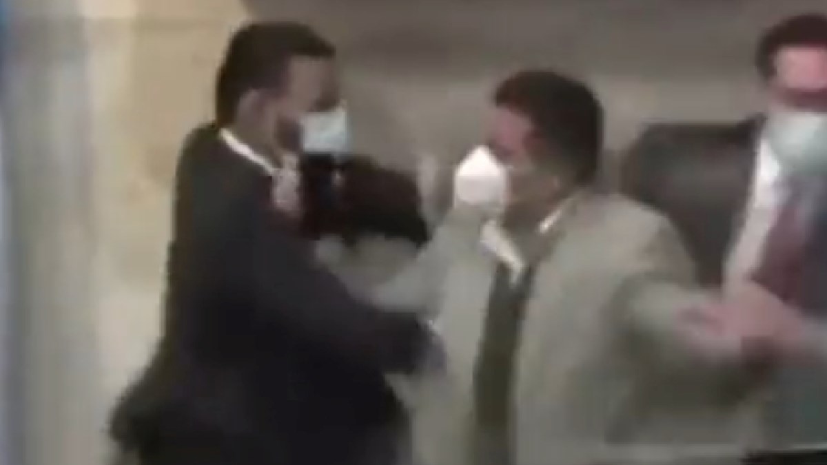 VIDEO Velika tučnjava na polaganju prisege u kongresu u Hondurasu