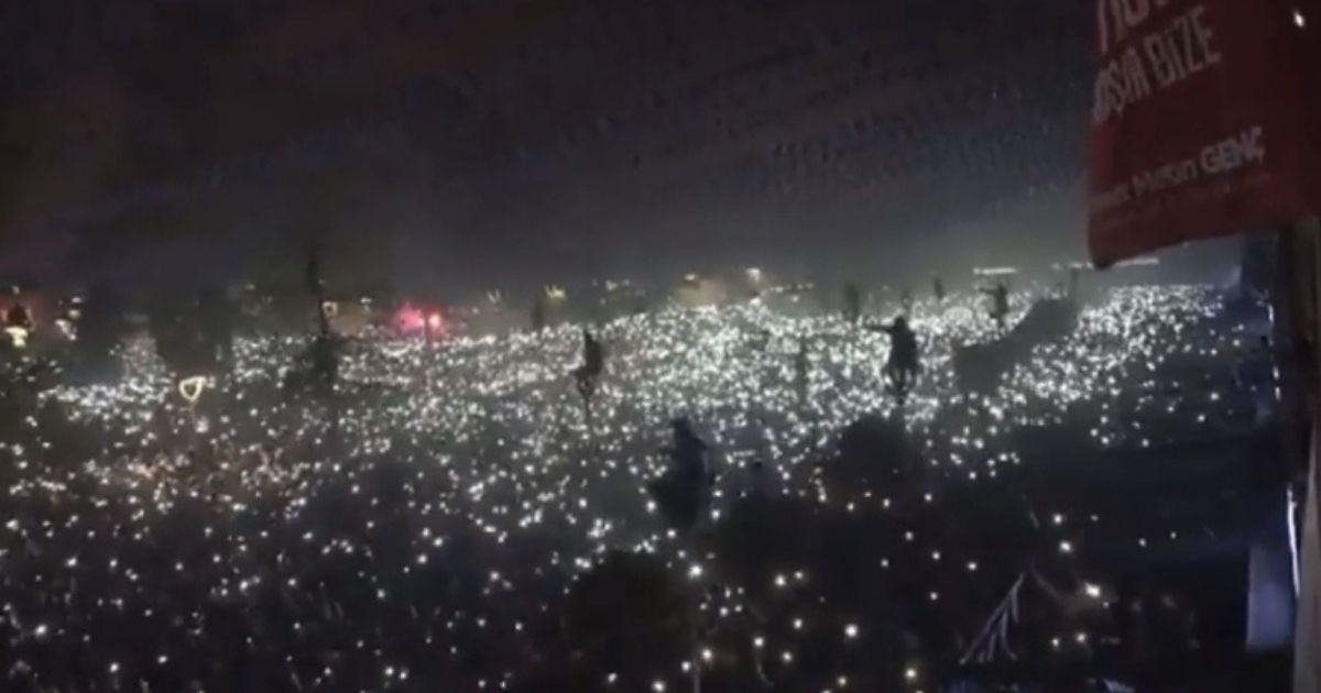 VIDEO Spektakularna proslava navijača koji su na naslov prvaka čekali 38 godina