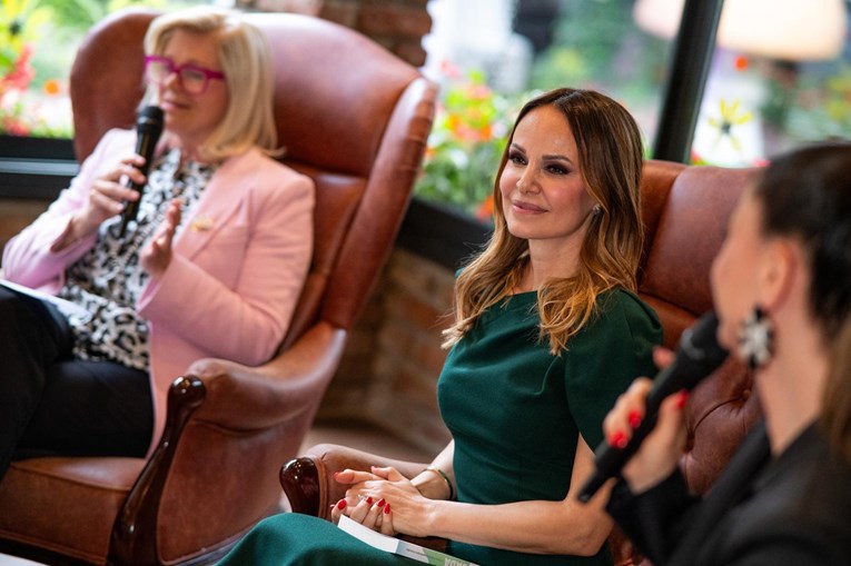 Josipa Pavičić snimljena je u javnosti nakon dugo vremena