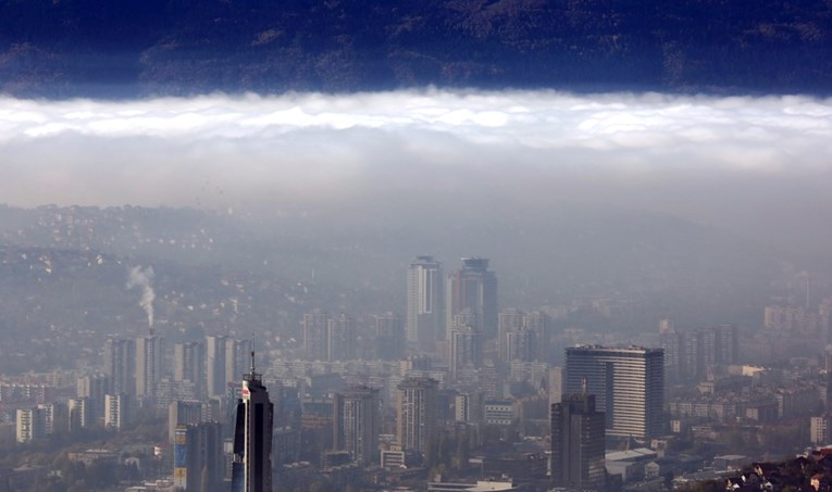 Sarajevo večeras ima najzagađeniji zrak na svijetu. "Opasan je za zdravlje"