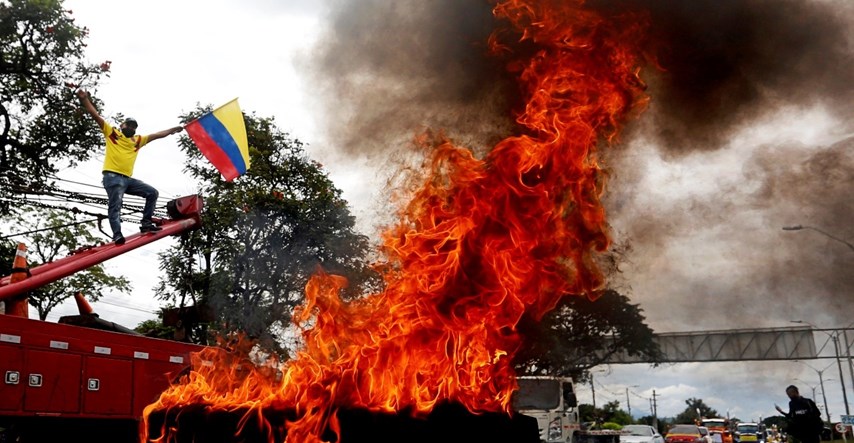 Kolumbijski ministar financija podnio ostavku, dvadesetak mrtvih u prosvjedima