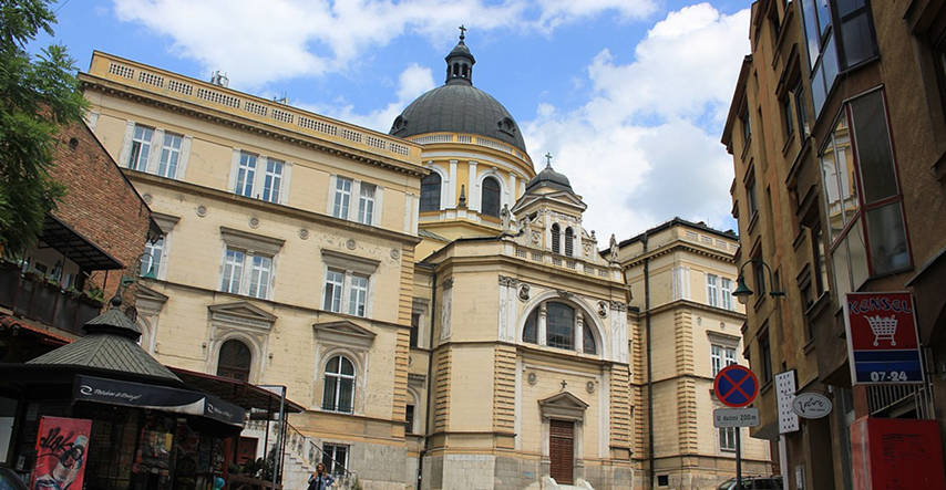 Opljačkana zgrada Vrhbosanske nadbiskupije u Sarajevu
