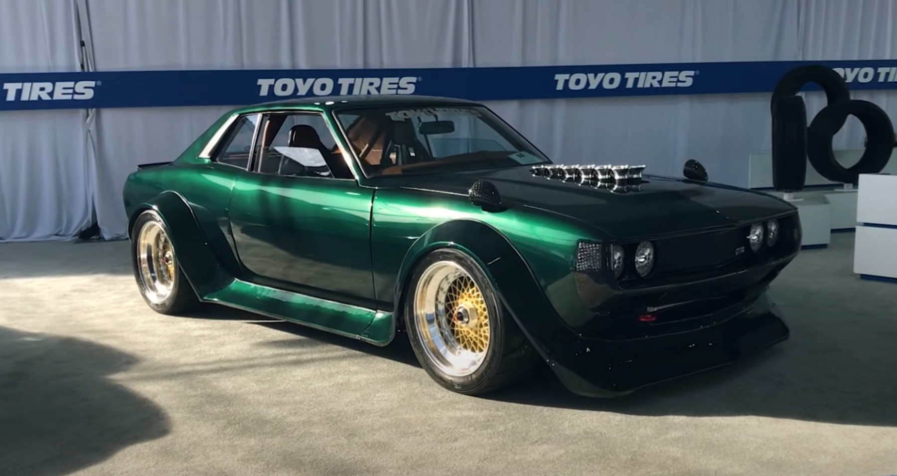 VIDEO Ova Toyota Celica iz 1976. ima V12 motor sa 700 KS i jedinstveni mjenjač
