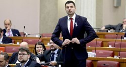 Šef SDP-a: Plenković i Divjak su najodgovorniji za kaos u obrazovnom sustavu