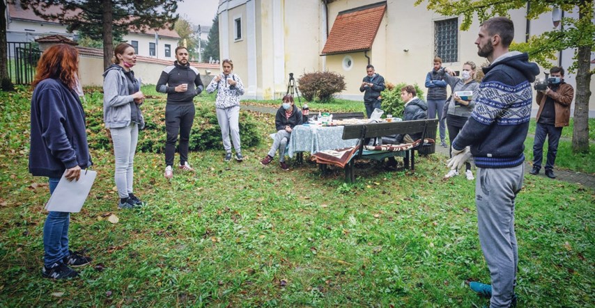 Zagrebački volonteri u Čučerju organizirali akciju pomoći stradalima u potresu