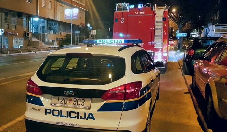 Sinoć buknuo požar u stanu u Splitu. Dvije osobe se nagutale dima, u bolnici su