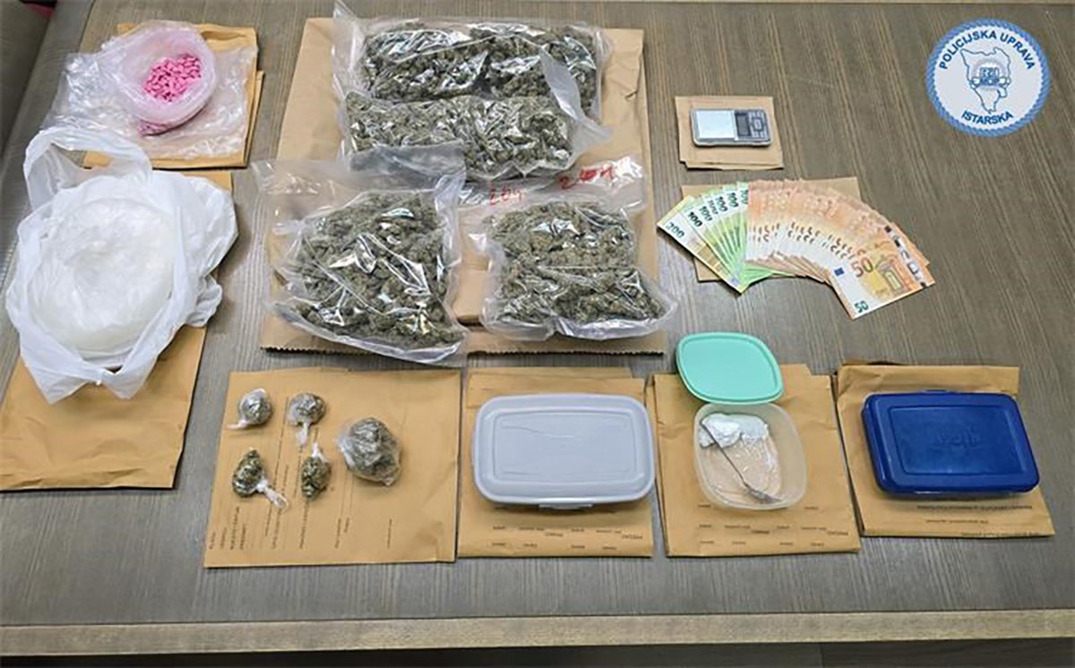 U Puli zaplijenjena veća količina droge, uhićeni muškarac i žena