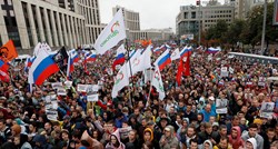 Napeto u Moskvi: Tisuće na ulicama, policija traži da se raziđu
