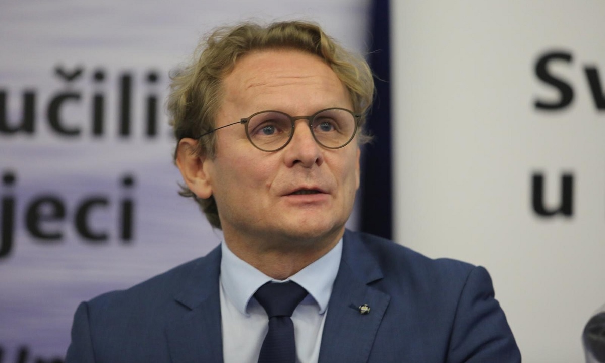 Đikić o popuštanju mjera: Mogu se pojaviti novi sojevi, trebamo biti oprezni