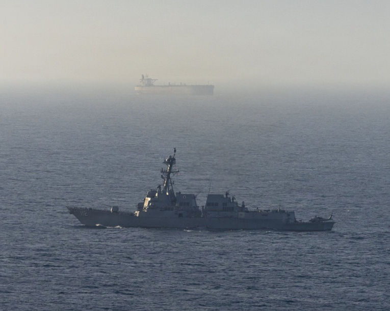 Trump ne odustaje od plana za Hormuz. "Iran može izdržati još nekoliko dana"
