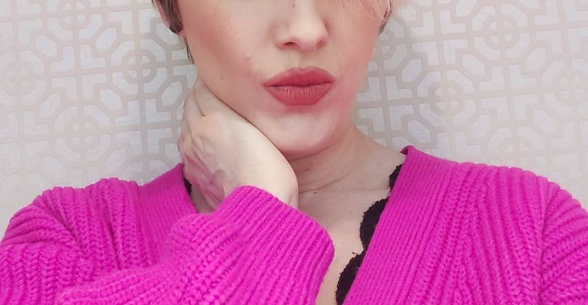 Make-up transformacija: Ivana Kindl savršeno kopirala hit look s crvenog tepiha