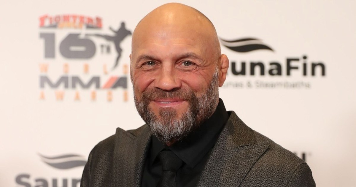 Legendarni Randy Couture doživio tešku nesreću. Prevezen je u bolnicu