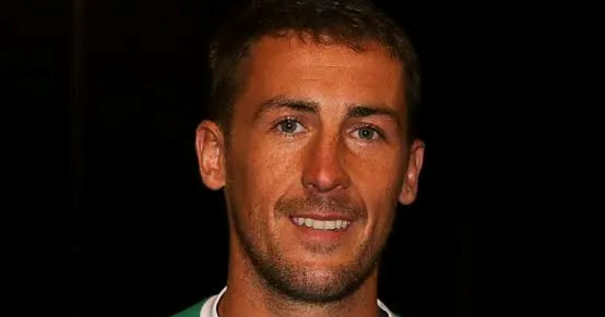 Igrao je za akademije Uniteda i Liverpoola. Sada je optužen za pokušaj ubojstva