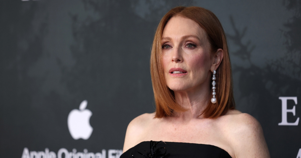 Julianne Moore snima film s bivšim predsjednikom Barackom Obamom i Michelle
