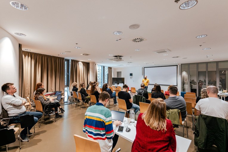 Poduzetnici, obrtnici, ugostitelji – još samo 2 dana traju prijave za stipendiju