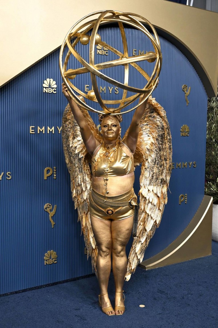 Američka glumica na Emmyje stigla odjevena kao kipić, ljudi pišu: "Užas"