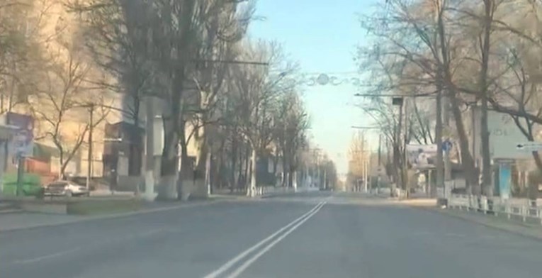 VIDEO Objavljena snimka iz centra oslobođenog Hersona: "Grad duhova"