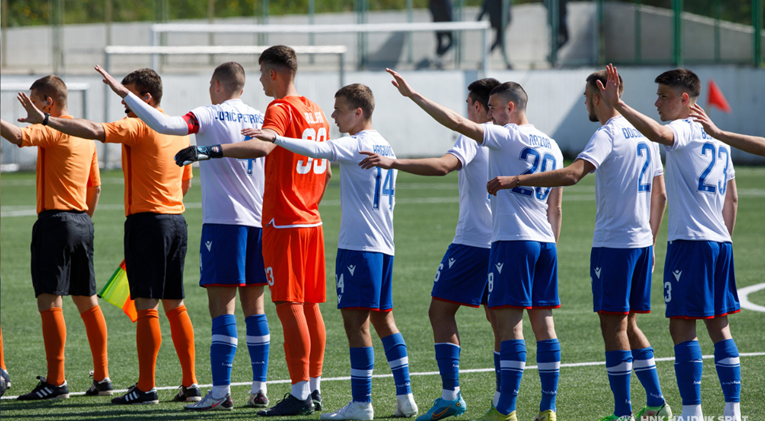 Juniori Osijeka srušili Hajduk u sudačkoj nadoknadi. Dinamo ima priliku za titulu