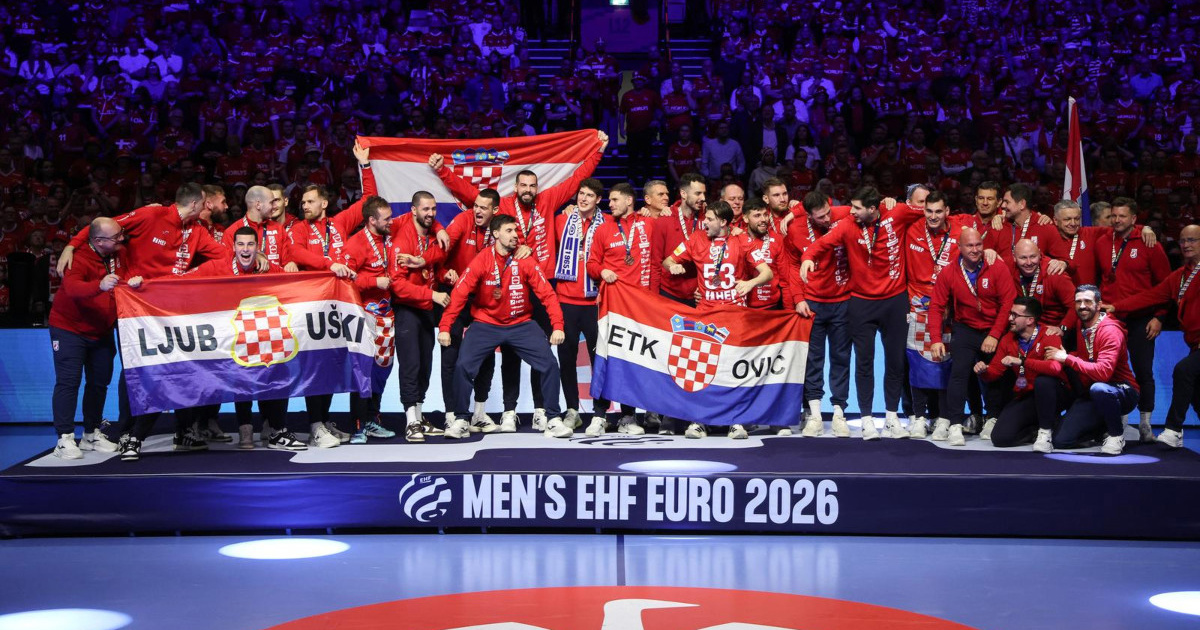 HRS novčano kažnjen zbog "neovlaštene zastave". Sigurdssonu kazna za žestoki istup