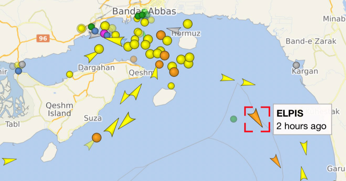 Sankcionirani tanker prošao kroz Hormuz usprkos Trumpovoj blokadi