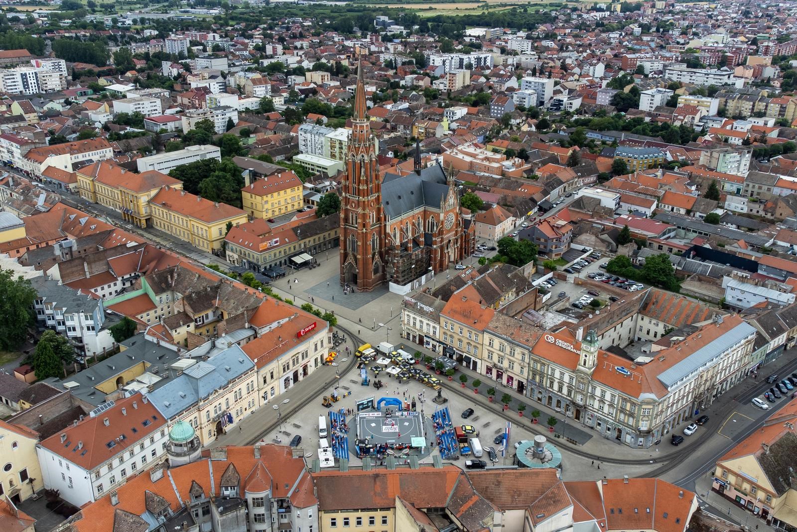 Irska firma otvorila ured u Osijeku. U 3 do 5 godina žele zaposliti 70 ljudi